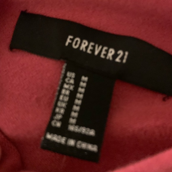 Cropped Seamless top - Picture 3 of 3